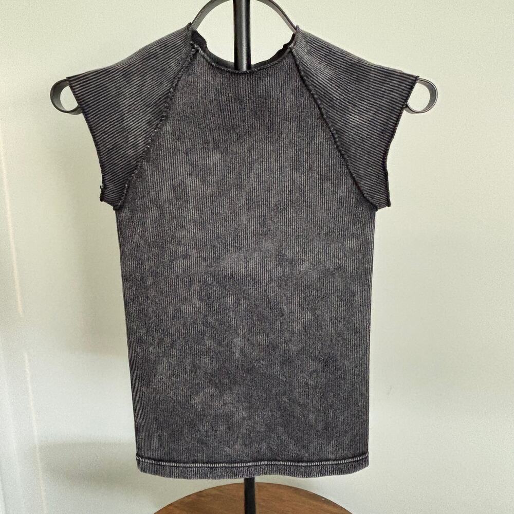 Zenana Washed Black Ribbed Cap Sleeve Top Small Y2K Stretch Minimalist S/M NWOT